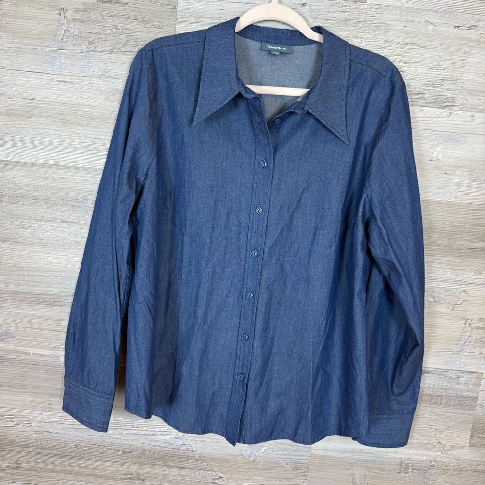 Modcloth Chambray Button Down Top